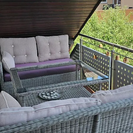 Florina Inkl Stellplatz Und Balkon *