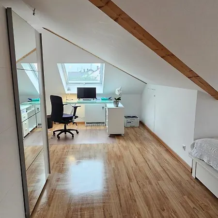 Florina Inkl Stellplatz Und Balkon Apartamento Schwäbisch Gmünd